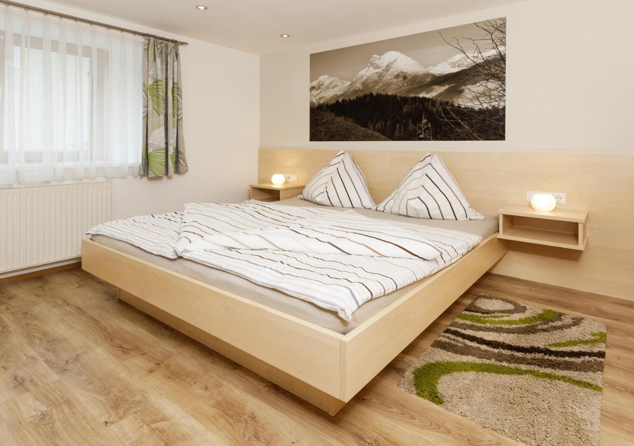 Ferienwohnung Roslerhof Inzing Zimmer foto